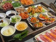 -围炉肉舍丹东海鲜烤肉·烤活鳗(步行街店)