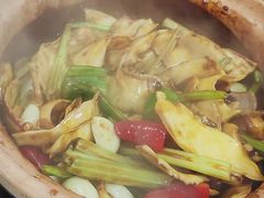 -天宝食坊·啫啫煲大排档(西华路店)