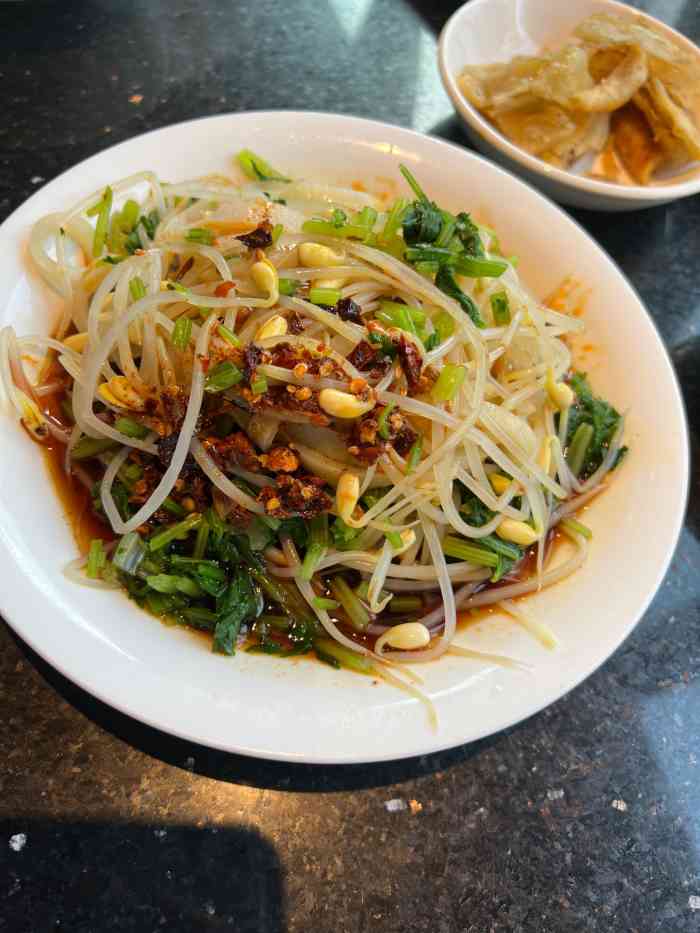 莲花餐饮(高新店)-"环境很好,菜味道不错,服务也很好,第一次.