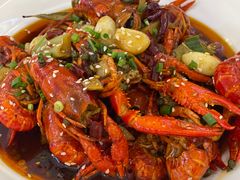 -捌贰虾蟹·江湖菜馆(江汉路店)