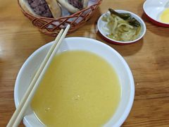 -闫家驴肉火烧(五四店)