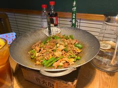 -费大厨辣椒炒肉(万家丽一店)