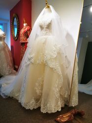 -禾米旗袍妈妈装礼服定制(嘉业国贸店)