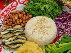 -闯关东东北农家菜(崂山石老人店)