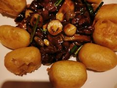 脆皮鲜奶拼蚝油牛肉-和记小菜(大宁店)