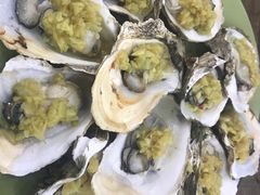 炭烧蒜蓉生蚝-贞姨美食·老字号海鲜大排档