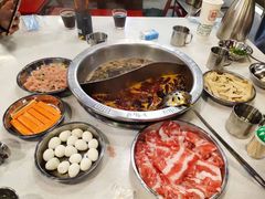 -憨铁匠老火锅(龙岗万科里店)