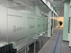 -菠萝国际教育专注Alevel·IGCSE·IB·AP·托福雅思培训辅导(静安校区)