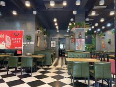 -愉肴麻辣香锅(中山路店)