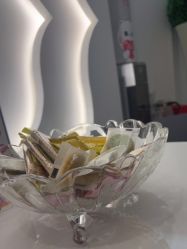 -咪咪比基尼脱毛专业店