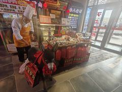 -乔家小院•非遗驴肉•本地小海鲜(滨河路店)