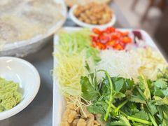 -官塘陈记鱼生·潮汕砂锅粥·牛肉火锅(潮枫路总店)