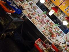 -六合夜市