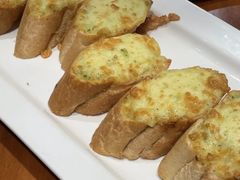 烤芝士蒜香面包-hallch好吃餐厅(奥体中心店)