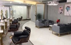 -八佰伴8008星级形象店