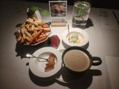 -春树下·树屋花房西餐厅(罍街AS1980店)