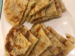 葱花油饼-七菜馆·东北菜·蒸饺(文体路店)
