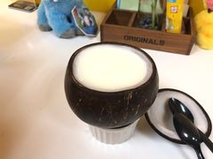 -志龙皇冠吃货椰子铺