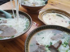 -肇兴特色牛肉粉