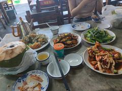 -四川小胡子海鲜(丁村万人海鲜广场店)