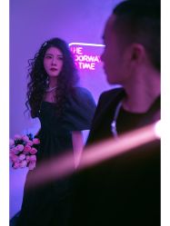 -樱花婚纱摄影