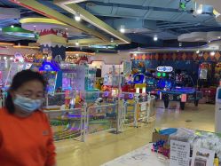 -开心哈乐儿童主题乐园(孙河易事达店)