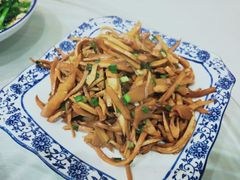 油焖春笋-邱记私房菜·十八年本地菜