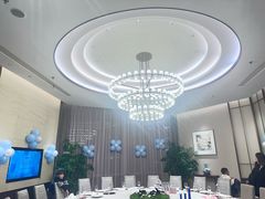 -泓历皇朝酒店(东亭店)