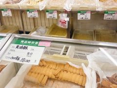 面包甜点陈列柜-欣乐糕点店(洪湖里总店)