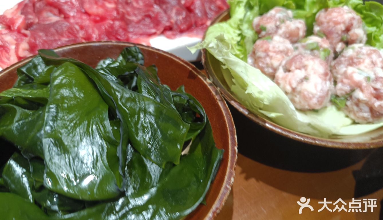 涮嘴牛肉上桌啦