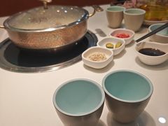 -洪氏嗨捞·猪肚鸡火锅(阳光天地店)