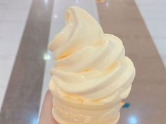 咸蛋黄口味冰淇淋-麦当劳(贵和购物中心B1店)