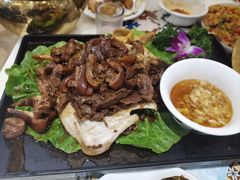 手扒捣蒜羊头-阿拉丁新疆风味餐厅·清真(罗廊巷店)