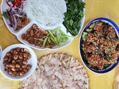 -官塘陈记鱼生·潮汕砂锅粥·牛肉火锅(潮枫路总店)