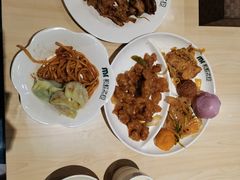 -梦航彩虹之约自助餐厅(华府天地店)