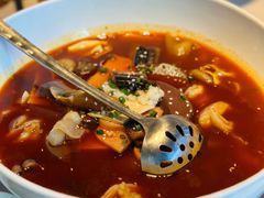 沸腾海鲜煮毛血旺-蘇锦宴·淮扬菜烤鸭·小院(三元桥霄云路店)