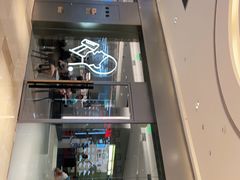 -喜茶(杭州滨江宝龙店)