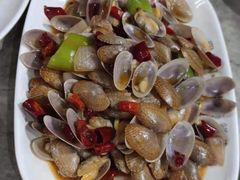 -四川小胡子海鲜(丁村万人海鲜广场店)