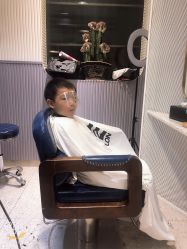 -PE SALON