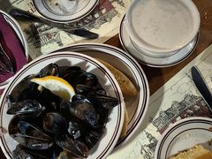 吃到如此不干瘪的贻贝好感动-Union Oyster House