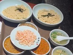 -裕兴记•蟹黄面馆(人民广场店)