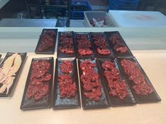 -牛里牛气· 榴莲海鲜鲜牛肉自助火锅·烤肉(横岗店)