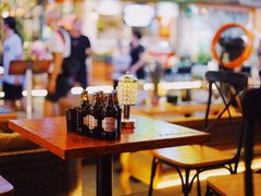-喜鹊音乐酒馆(西街店)