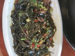 -菌海森林·非遗野生菌火锅(西山区滇池路摩根道店)