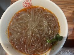 -万记麻辣烫国展总店