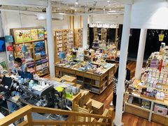 -猫的天空之城概念书店(杭州南宋御街店)