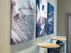 用餐区-Tims天好咖啡(莘庄龙之梦店)