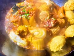 -鱼窝棚柴火铁锅炖(富山屯店)