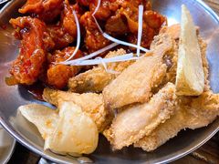 双拼炸鸡-MI WU FACTORY米屋美食工厂餐厅(绿地店)