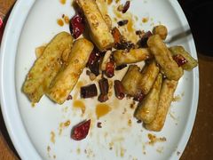 -95号酱骨·一块豆腐(展春园西路店)